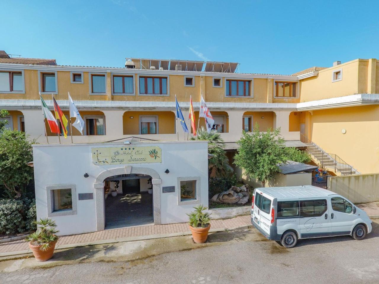 Borgo Saraceno Hotel-Residence Санта-Тереза-Галлура Экстерьер фото